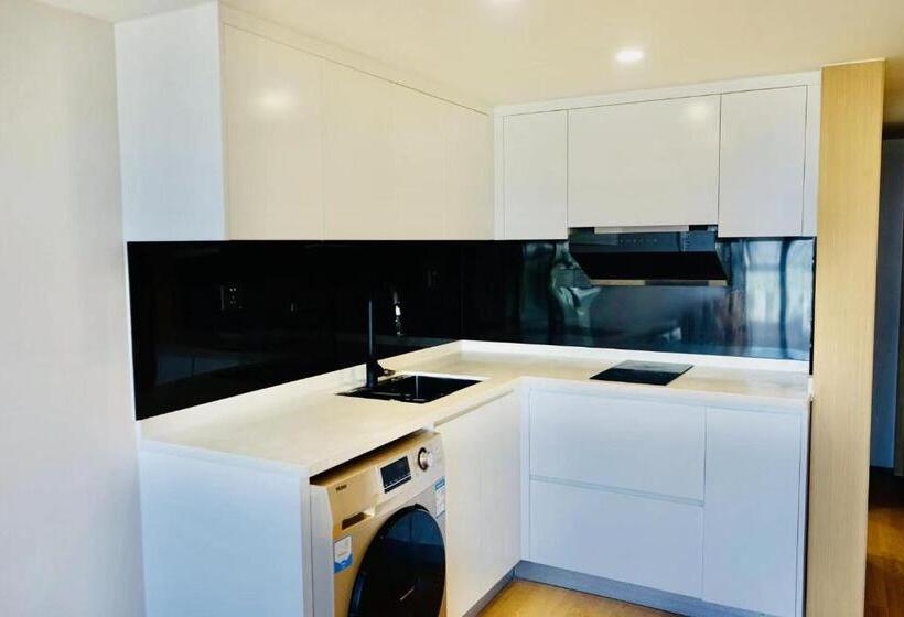 Люкс 2 Спальни, Kunming Dianchi Mideel International Apartment   South Asian Style Fuhai Metro