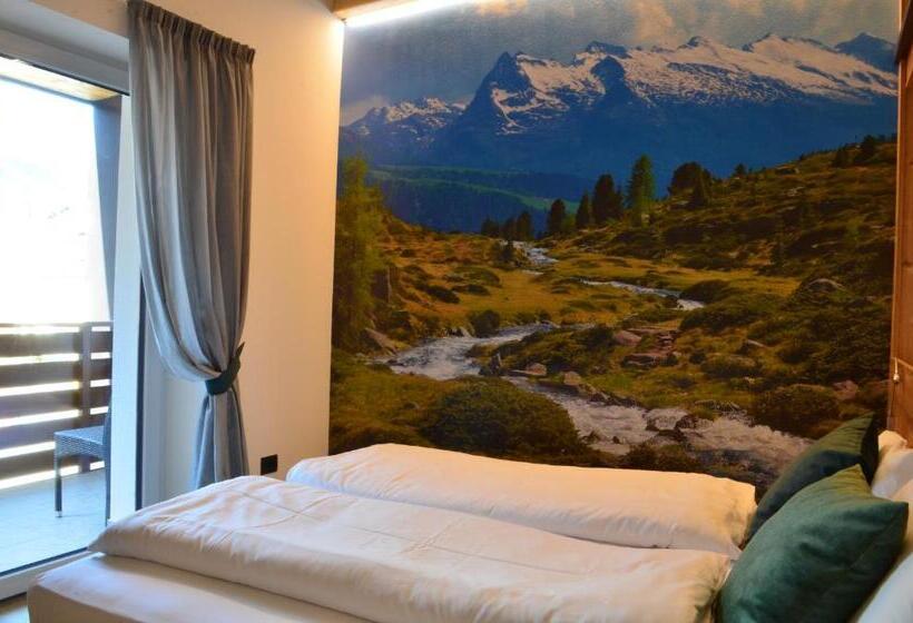 带山景的高级间, Aria Alpina Guest House Affittacamere