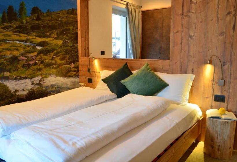 带山景的高级间, Aria Alpina Guest House Affittacamere
