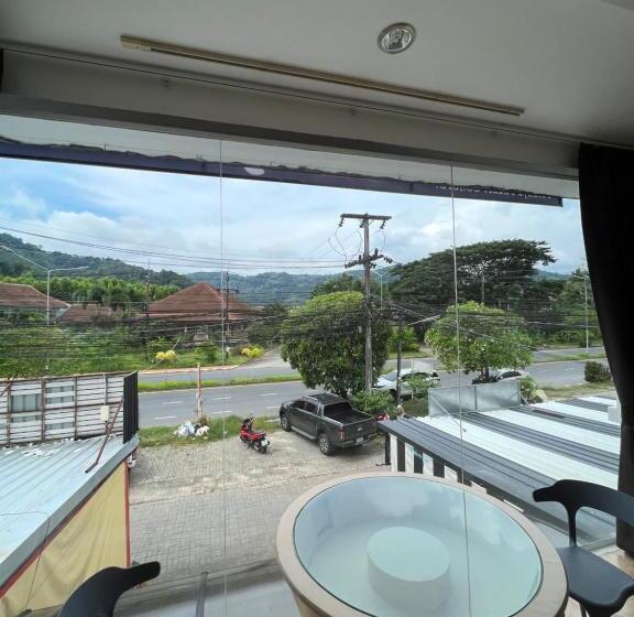 マウンテンビュースタンダードルーム, Petunya Phuket Guest House