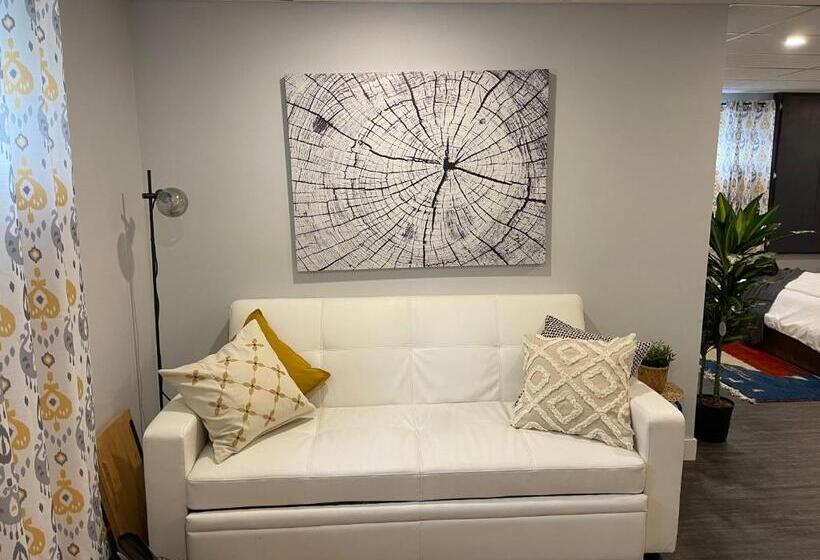 스위트, Suite Au Centre De L’estrie