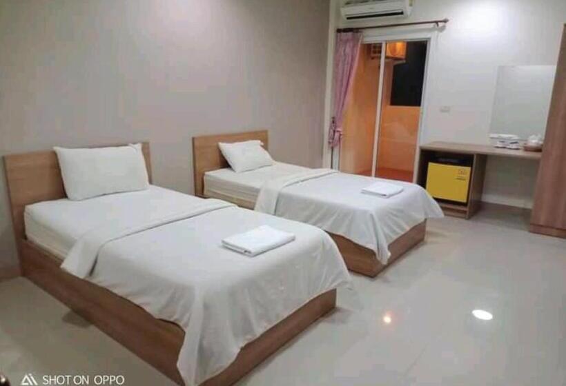 스탠다드 룸, Bumnsaya Place บุญสะญา เพลส