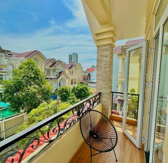 اتاق استاندارد با بالکن, Thảo Hương Villa & Apartment
