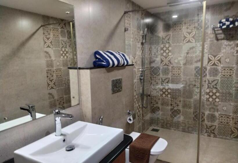 디럭스 룸, Jvk Park Hotel Kerala