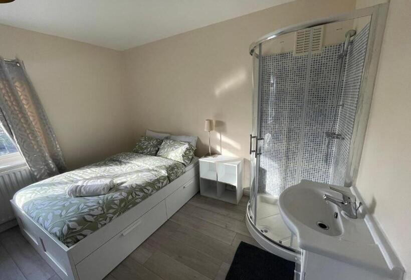 Номер Стандарт Вид на Сад, New Malden House
