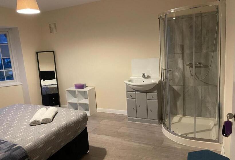 Номер Deluxe, New Malden House