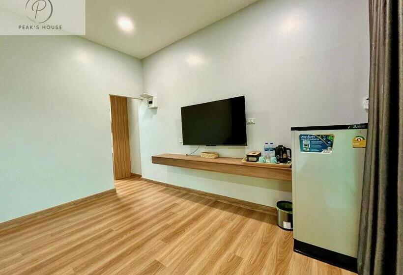 Номер Стандарт с Террасой, Peak’s House