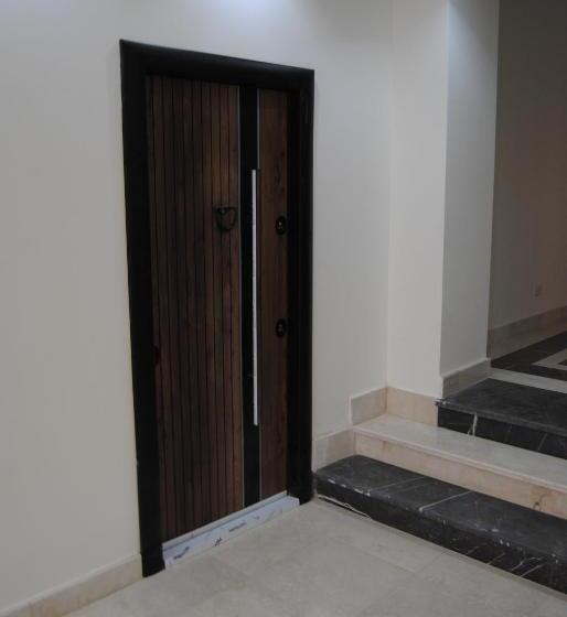 استودیوی استاندارد, Villa 3 Apartment S