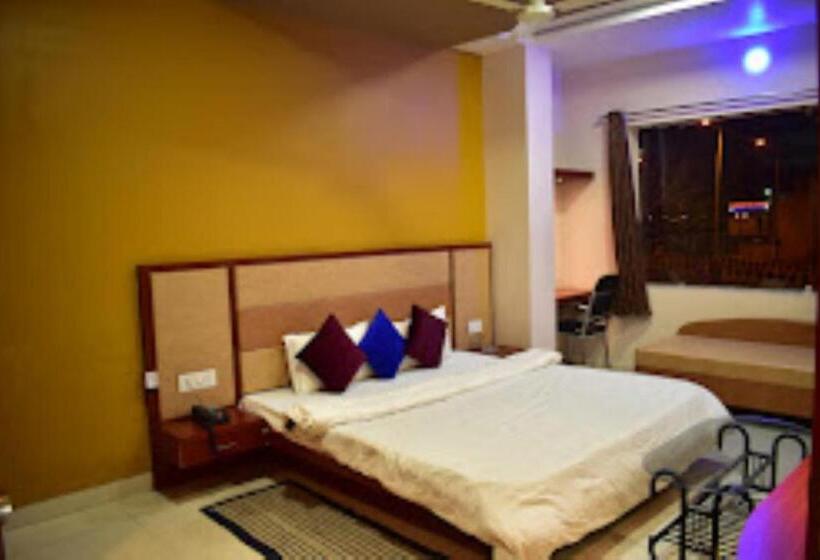 Номер Deluxe, Jyoti Palace