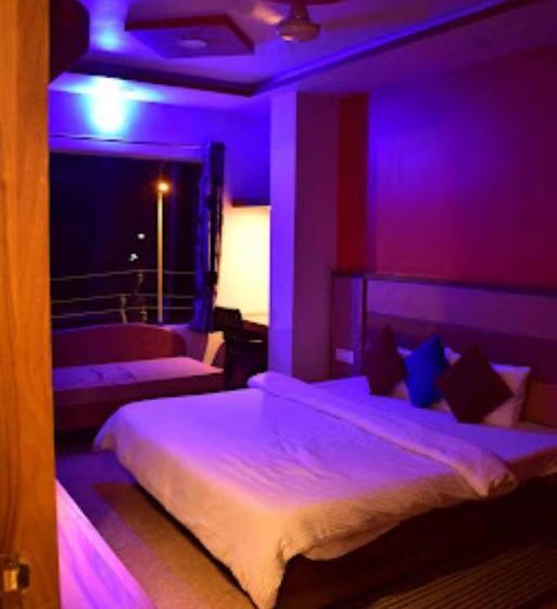 Номер Deluxe, Jyoti Palace