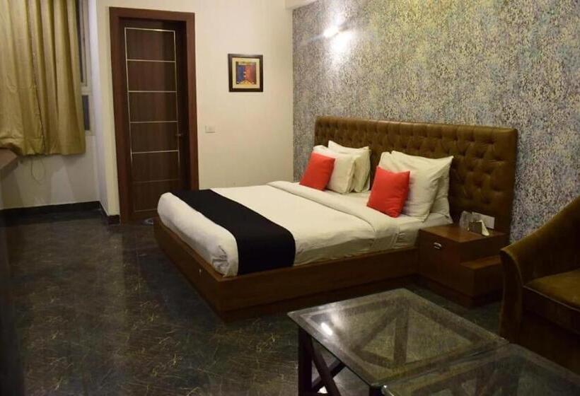 Семейный Номер, Airpor Tbillions Group Of Hotels