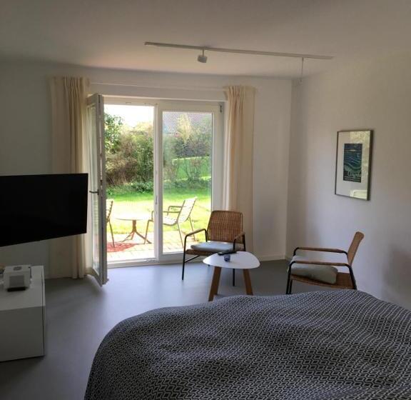 Номер Стандарт с Террасой, Nije Haven Bed & Breakfast