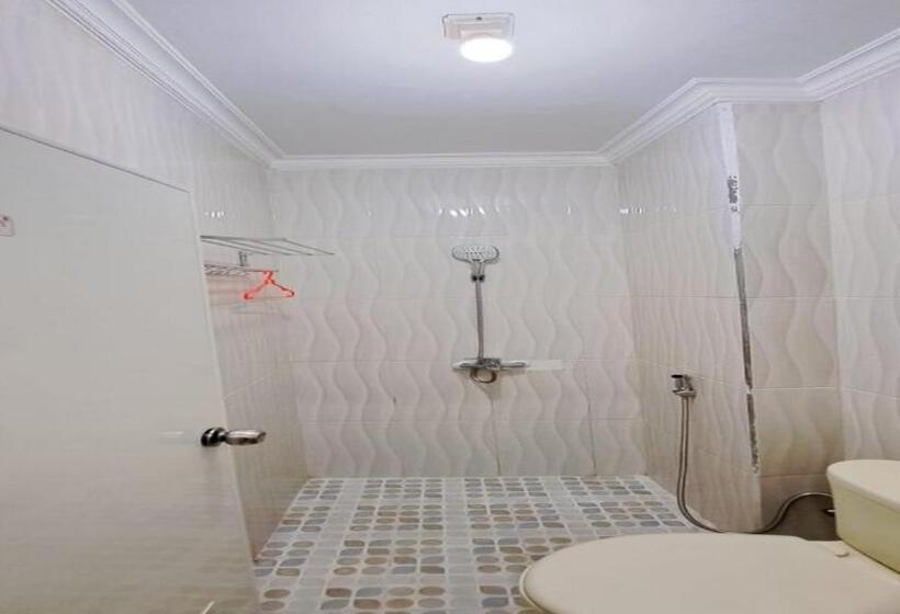 豪华房间, Guest House Nusa Indah Batu Malang