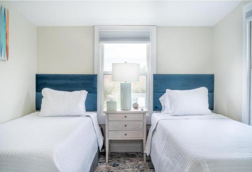 Family Suite, 935 Ocean, A Beachside Inn