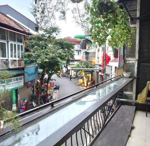 اتاق استاندارد با بالکن, Amelié Homestay