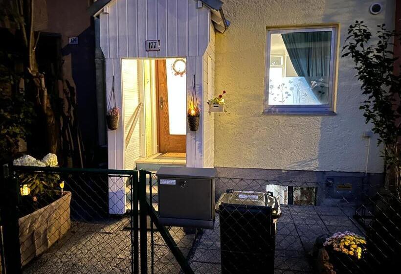 带2个卧室的公寓, Green Paradise & Cozy Retreat Salzburg With Free Parking