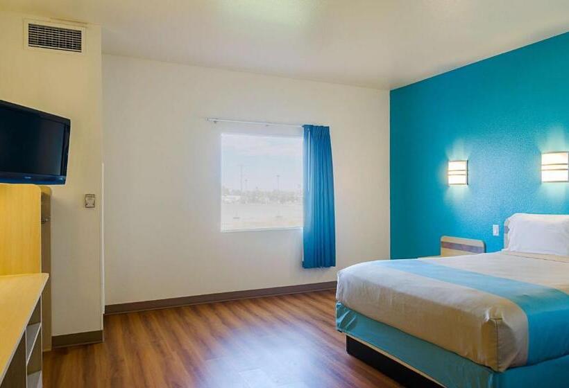 장애인을 위한 스탠다드 룸, Motel 6 wheatland, Wy