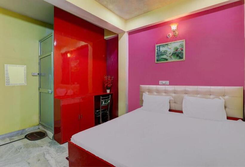 Трехместный Номер Классика, Oyo Prayag Hotel & Restaurent