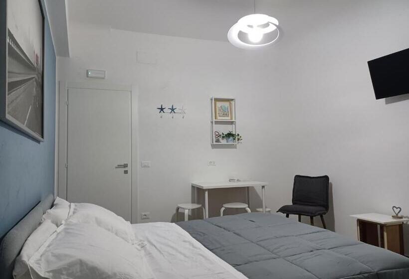 Номер Стандарт, Il Libraio Guest House
