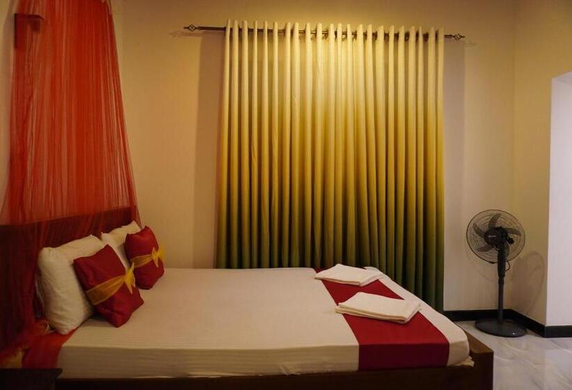 Семейный Номер, Nature World Safari Resort