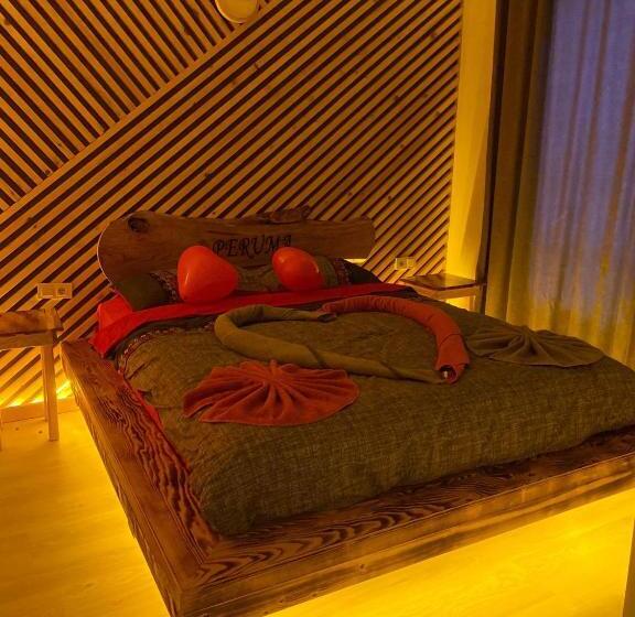 带大床的豪华间, Peruma Otel Bungalov