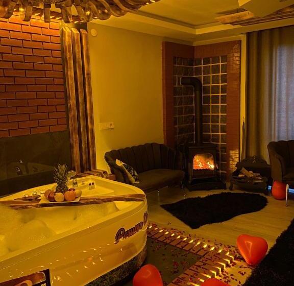 带大床的豪华间, Peruma Otel Bungalov