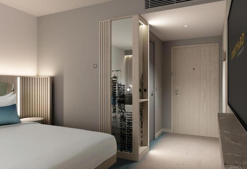 Номер Премиум, Courtyard By Marriott Biel Bienne