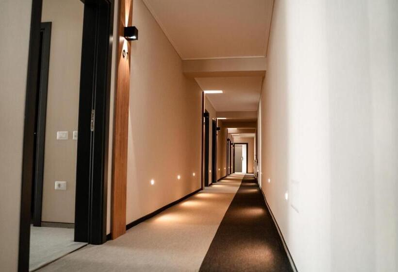 Апартаменты 1 Спальня с Балконом, River Park