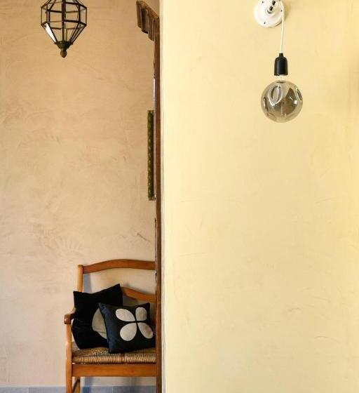 Номер Стандарт, Room In A Farmhouse   Private Bathroom   By Feelluxuryholidays