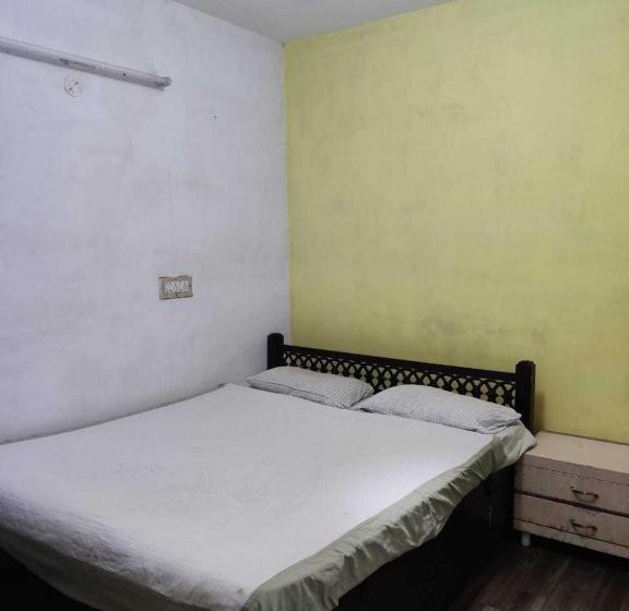 Трехместный Номер Классика, Oyo Flagship Parambikumlam Resorts And Farmstay
