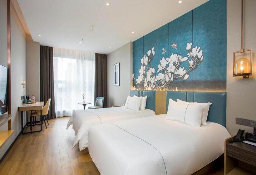 Номер Стандарт, Magnotel Business Hotel Zhenjiang South Station Greenland Square