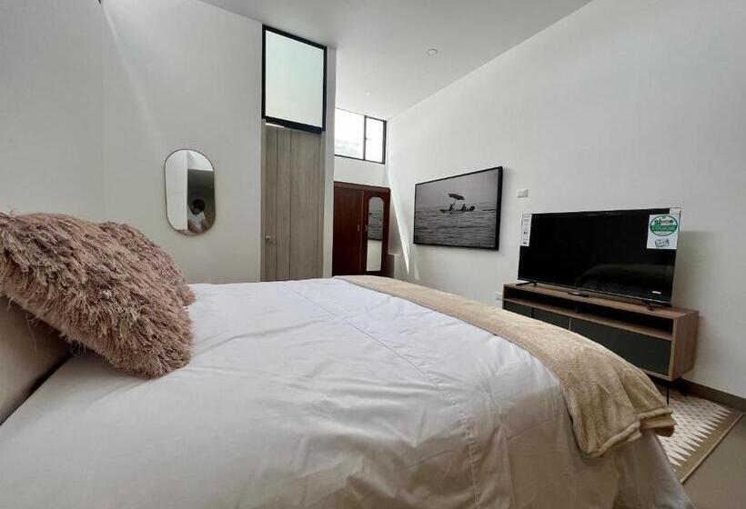 Люкс, Ope Suites Calle 100