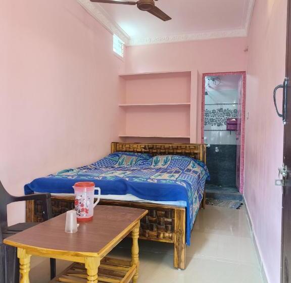Номер Deluxe, Liya Guest House