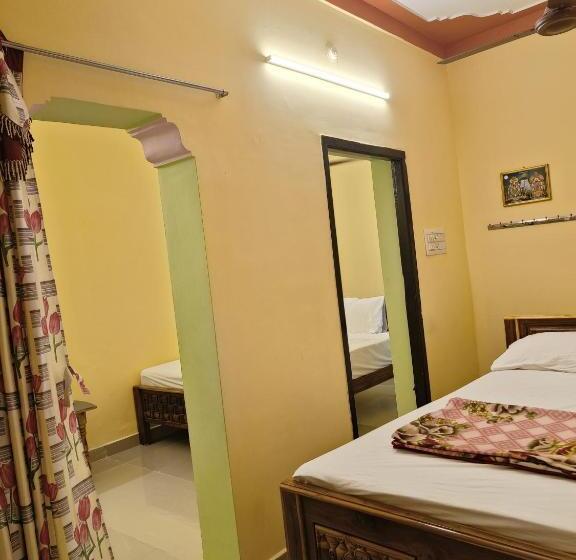 Номер Стандарт, Liya Guest House