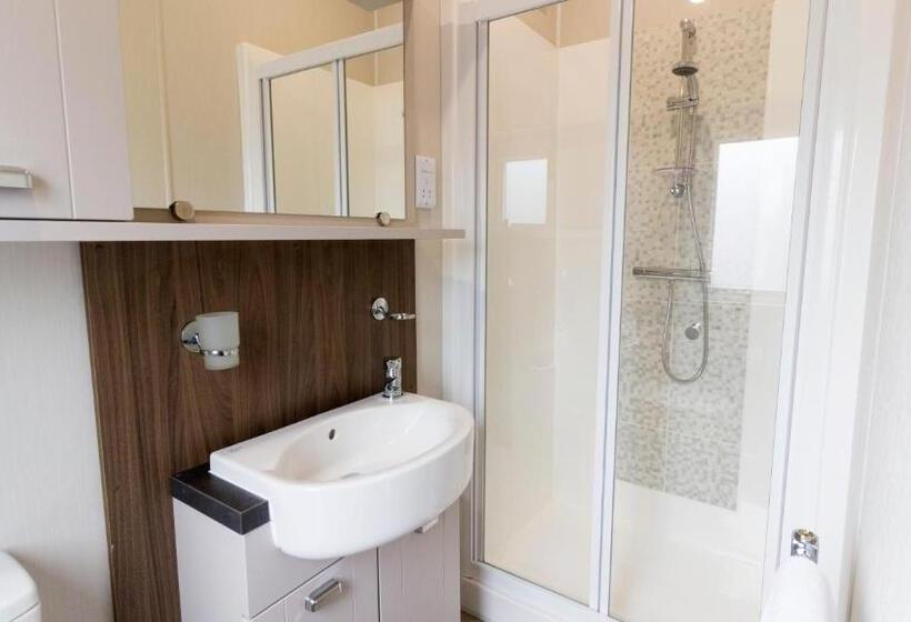 Дом 2 Спальни, Hunters Quay Holiday Village