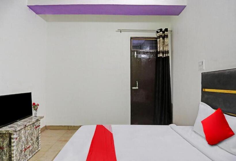 Трехместный Номер Классика, Oyo Flagship Dream Stay