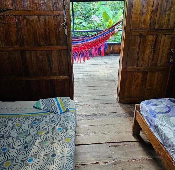 标准间, Hostal Bahía Solano Herping
