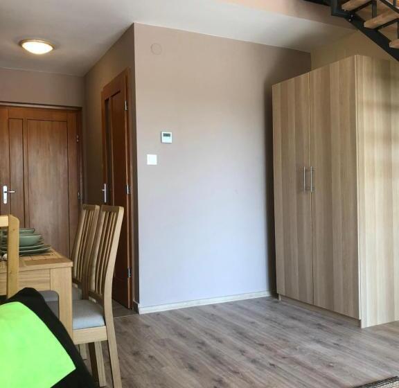آپارتمان 1 خوابه با بالکن, Castellum Apartmanház