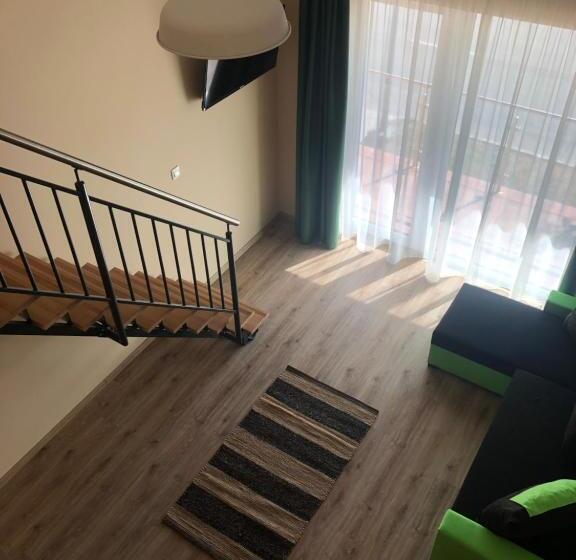 آپارتمان 1 خوابه با بالکن, Castellum Apartmanház