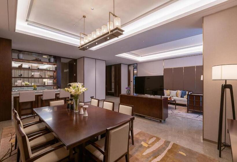 Президентский Люкс, Grand Metropark Hotel Taizhou