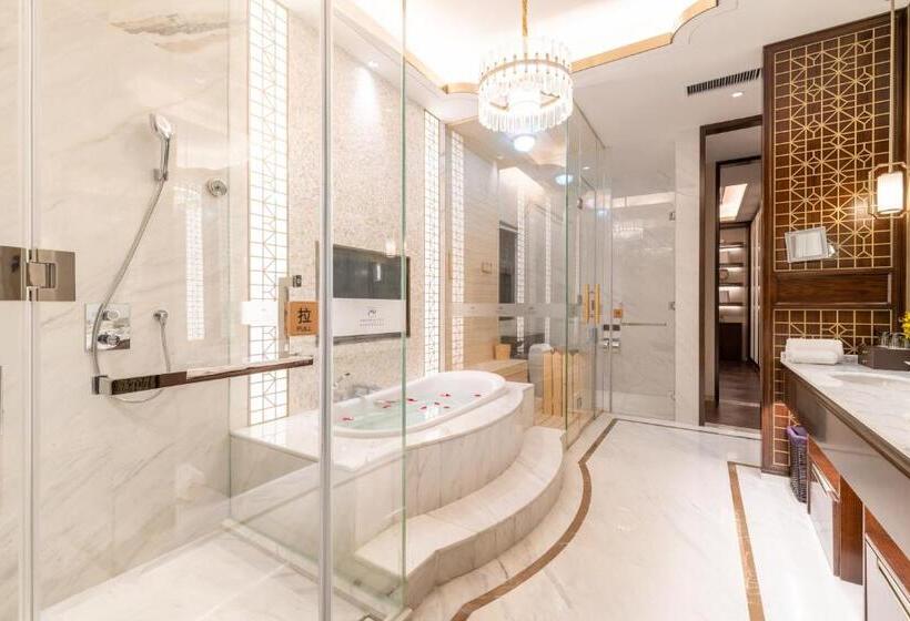 Президентский Люкс, Grand Metropark Hotel Taizhou