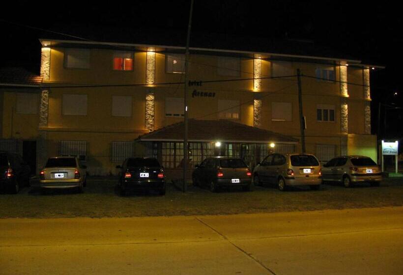 חדר סטנדרט לשלושה, Arenas Y Apartamentos