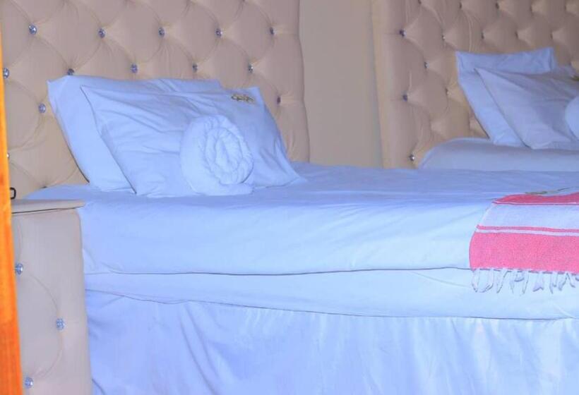 اتاق خانوادگی, Msc Hotel Otjiwarongo