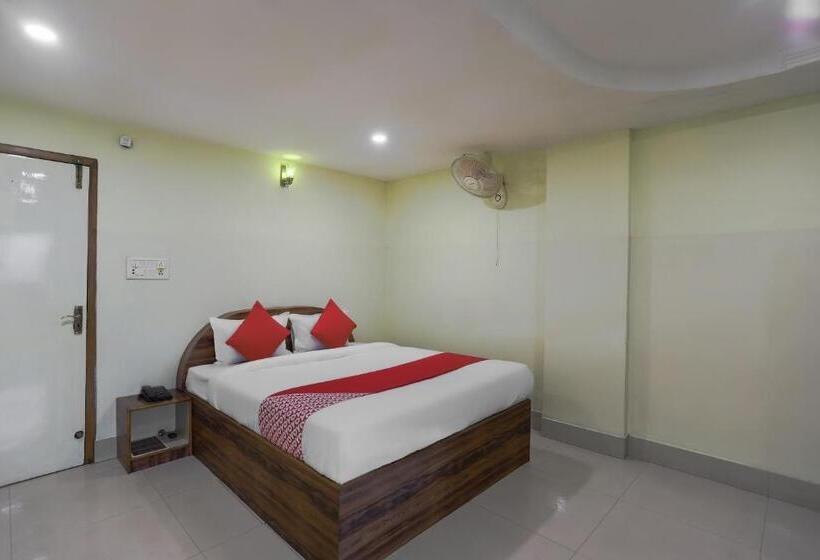 三人经典房间, Oyo Flagship Hotel Raja