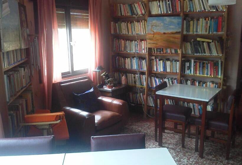 스탠다드 트리플 룸, La Casa De Ramatis