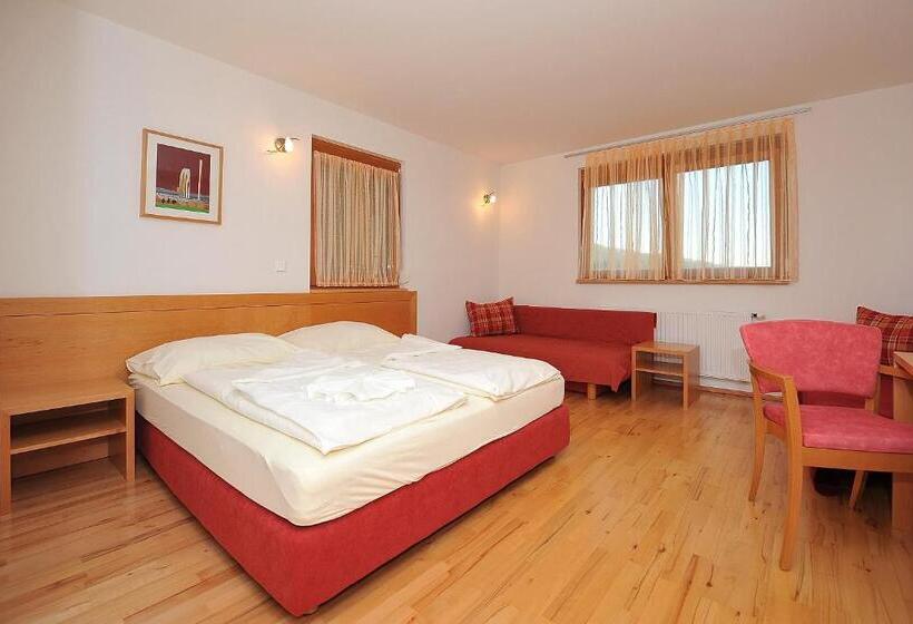 Номер Стандарт Трехместный, Wellness Pension Waldhof