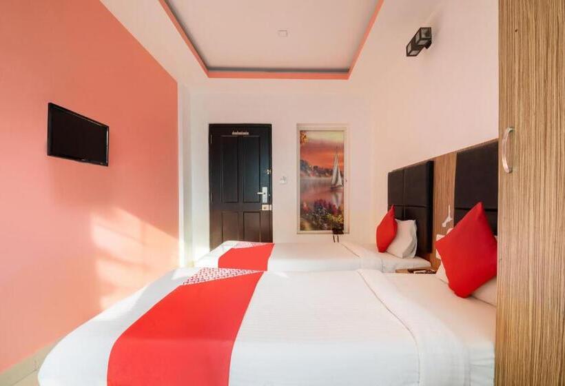 标准间, Flagship 7558 Galaxy Inn