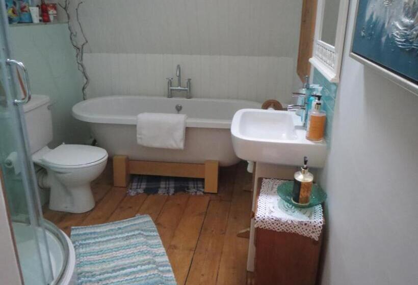 Номер Стандарт, Bank Guest House
