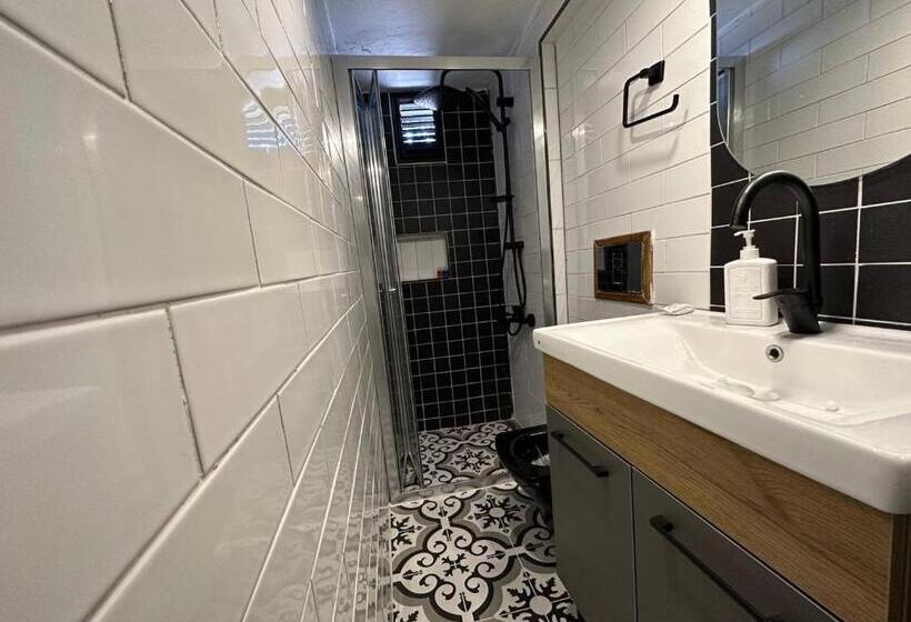Номер Стандарт, Sosyete Butik Otel