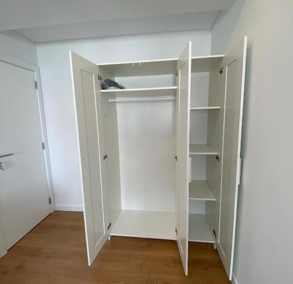 Standard room with outdoor bath, Carcavelos Beach Walking Distance Room